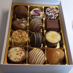 felicity james choc box 12 piece