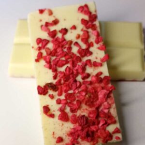 white chocolate and raspberry bar
